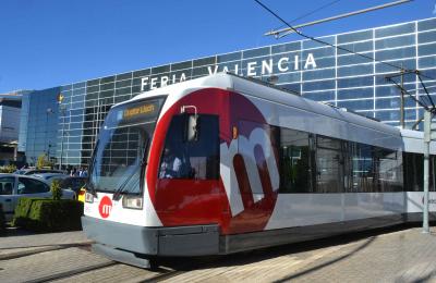 Infraestructuras ofrece servicios especiales de tranvía a Feria Valencia para acudir al certamen Iberflora